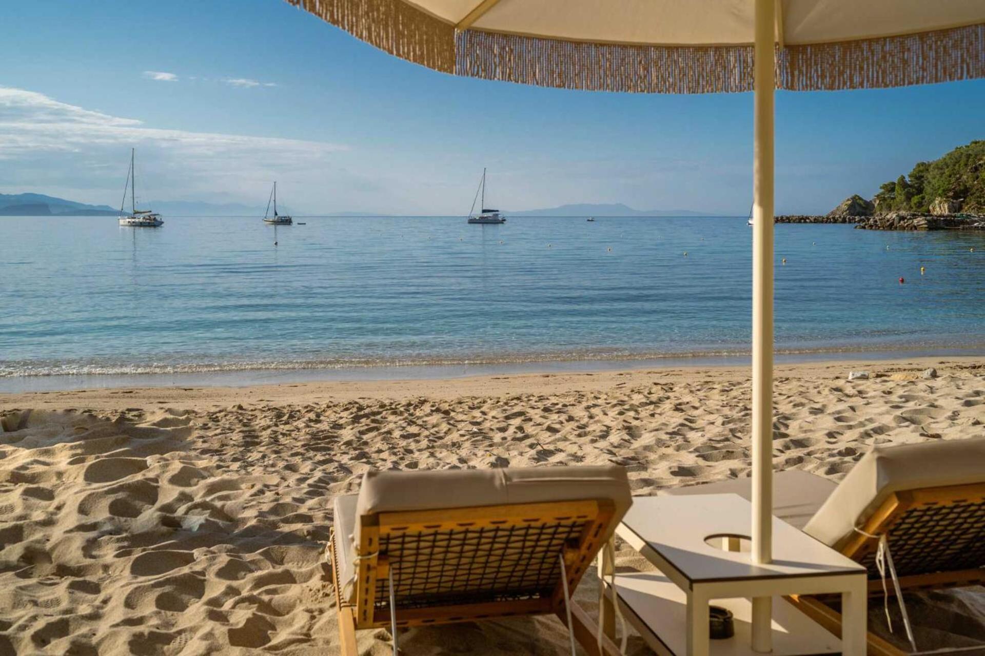 Eterrano Seaside Retreat Hotel ปาร์กา ภายนอก รูปภาพ