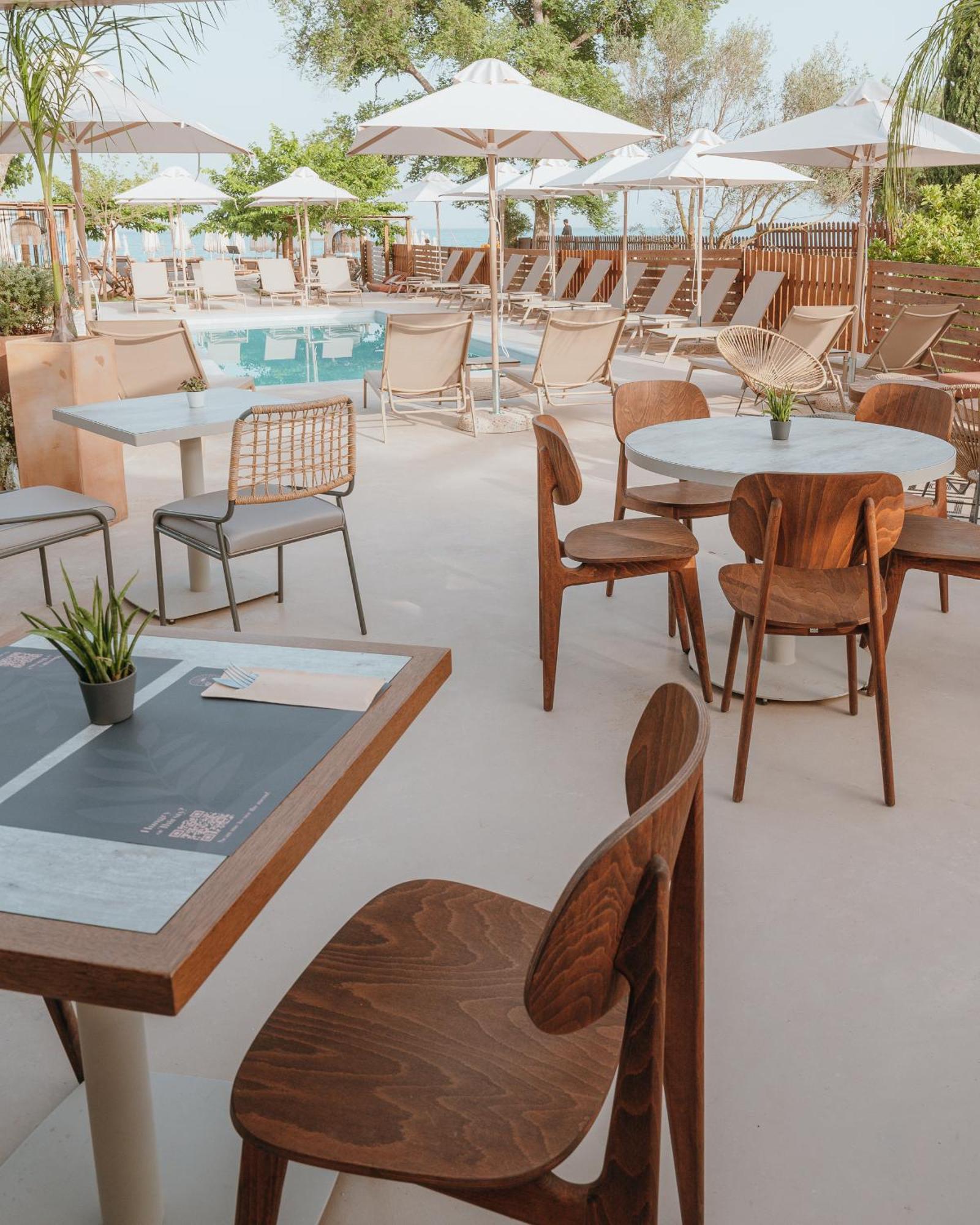 Eterrano Seaside Retreat Hotel ปาร์กา ภายนอก รูปภาพ